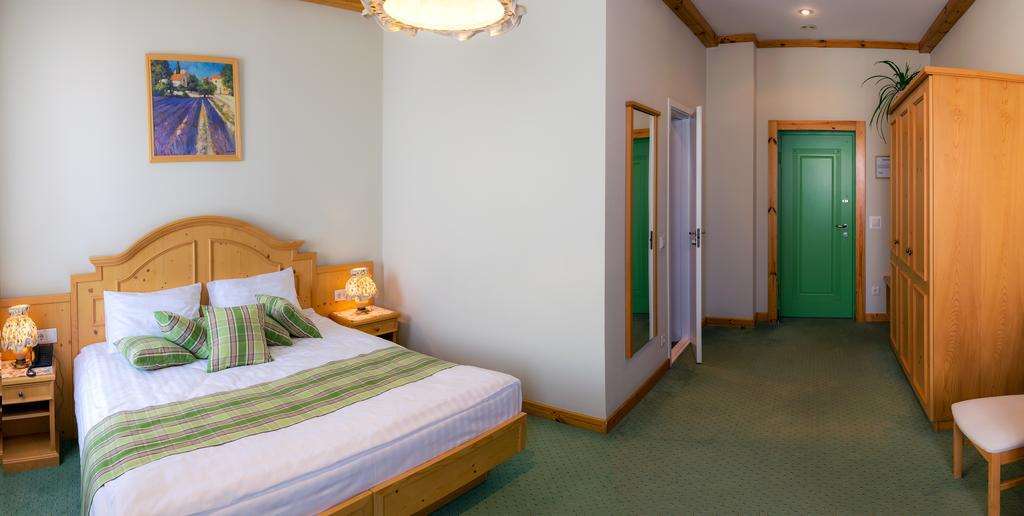 Landhaus Hotel Browary Zimmer foto